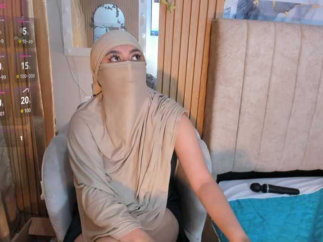 ghalia live cam on BongaCams