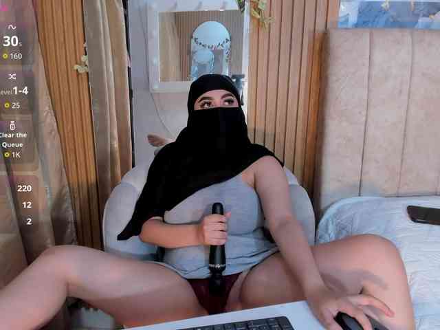 Ghalia's cam show statistics and live stream