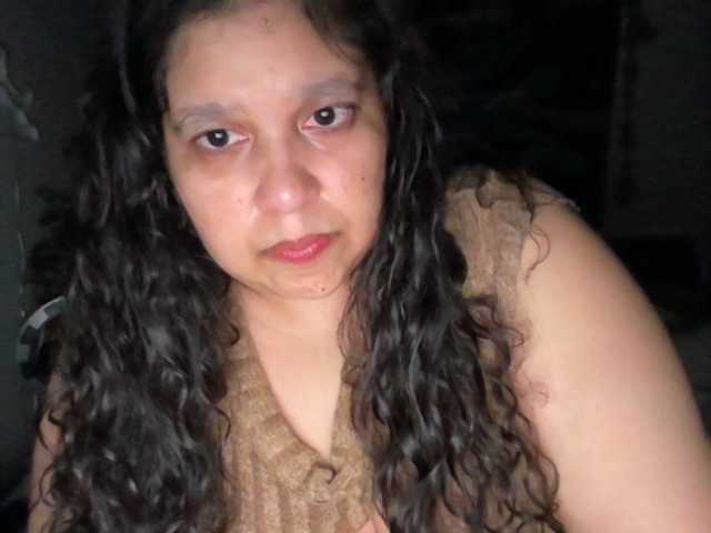 DUMBHOEMELANIE live cam on BongaCams