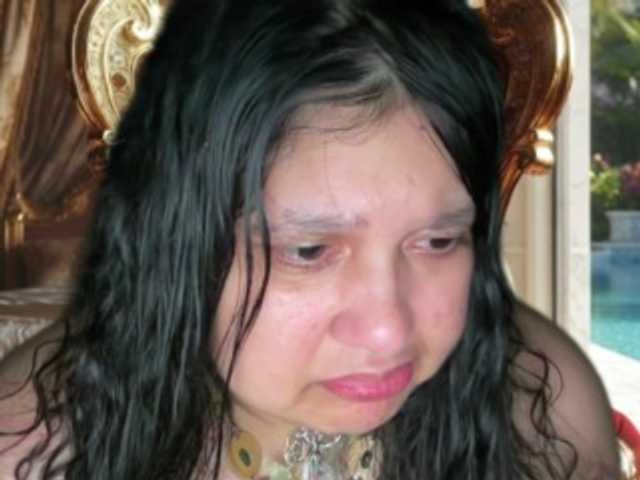 DUMBHOEMELANIE's BongaCams show and profile