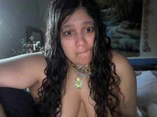 DUMBHOEMELANIE's BongaCams show and profile