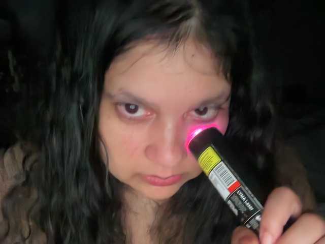 DUMBHOEMELANIE live cam preview