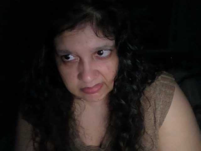 DUMBHOEMELANIE