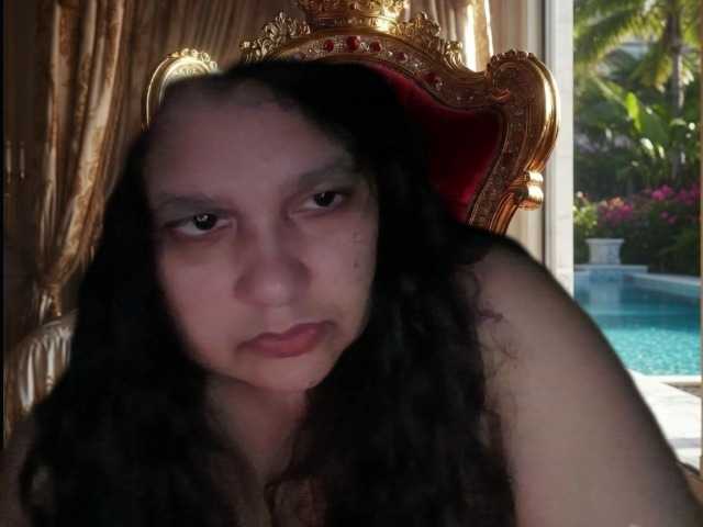 DUMBHOEMELANIE