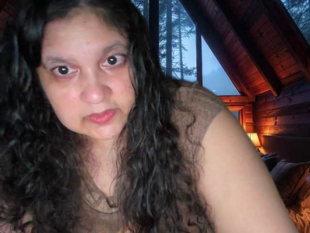 DUMBHOEMELANIE