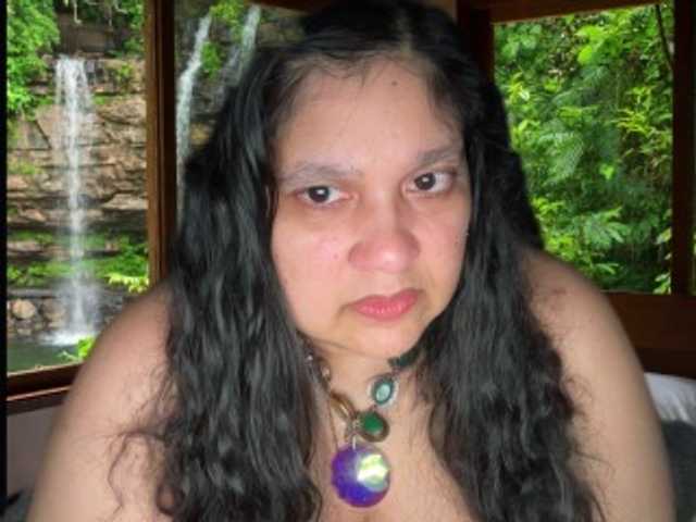 DUMBHOEMELANIE