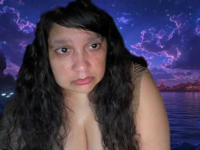 DUMBHOEMELANIE