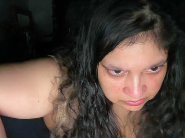 DUMBHOEMELANIE
