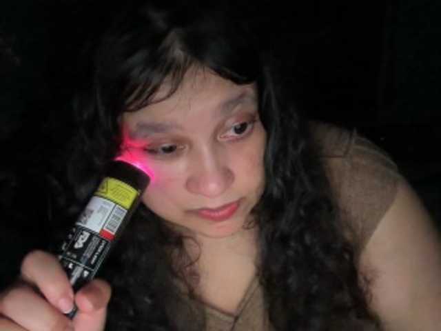 DUMBHOEMELANIE
