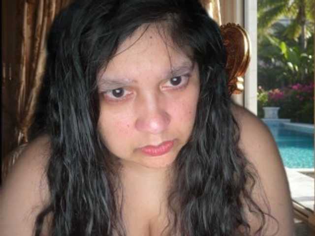 Sex chat gratuit in direct cu DUMBHOEMELANIE pe BongaCams