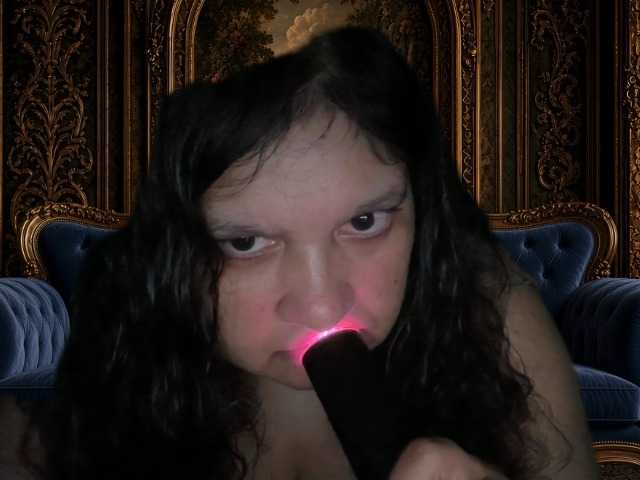 DUMBHOEMELANIE