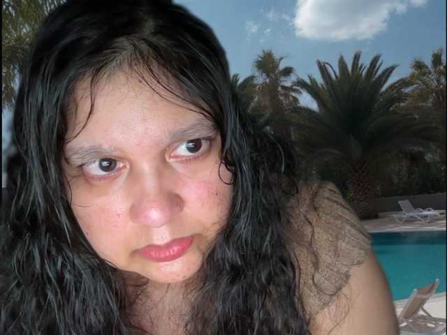 DUMBHOEMELANIE live cam on BongaCams