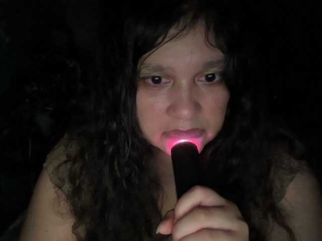 DUMBHOEMELANIE live cam on BongaCams