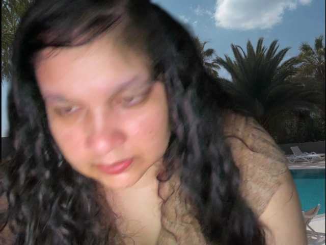 DUMBHOEMELANIE