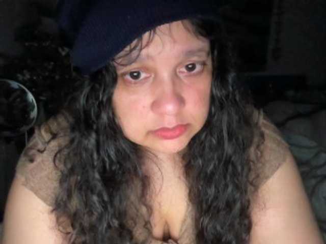 DUMBHOEMELANIE live cam on BongaCams
