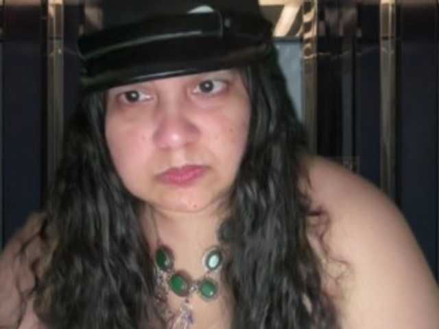DUMBHOEMELANIE