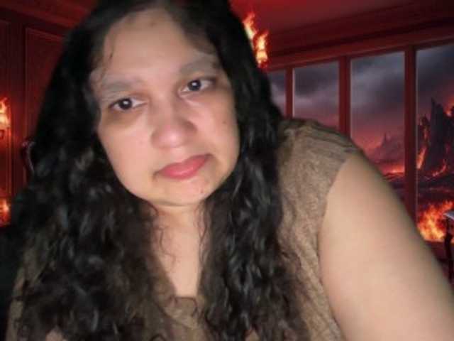 DUMBHOEMELANIE live cam on BongaCams