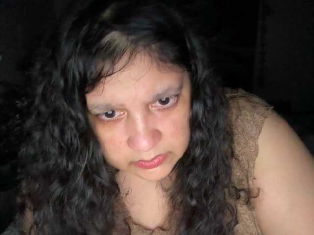 DUMBHOEMELANIE