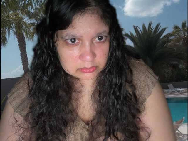 DUMBHOEMELANIE live cam on BongaCams