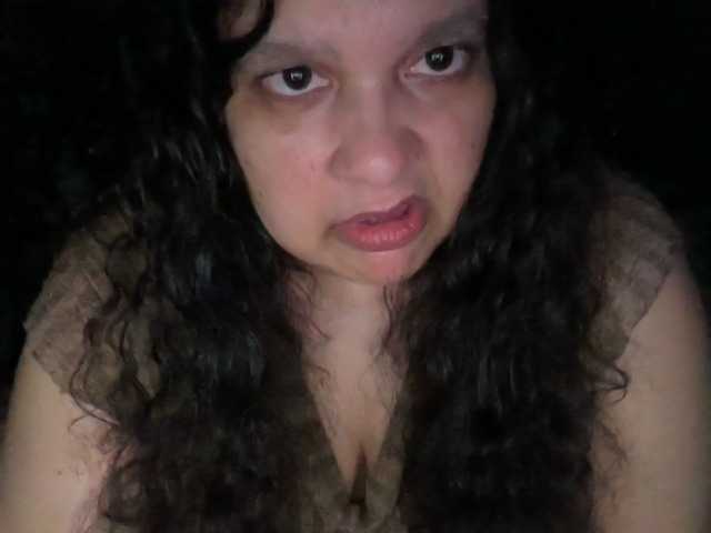 DUMBHOEMELANIE