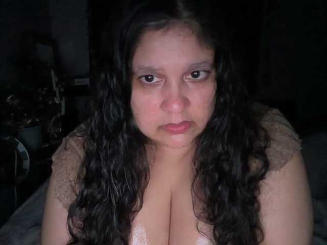 DUMBHOEMELANIE
