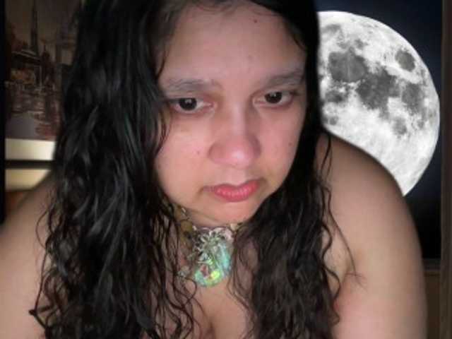 DUMBHOEMELANIE's BongaCams show and profile
