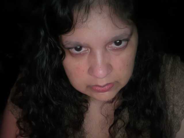 DUMBHOEMELANIE