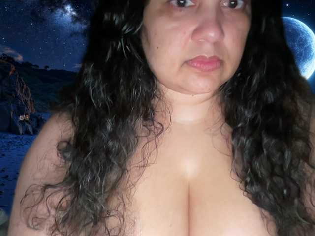 DUMBHOEMELANIE