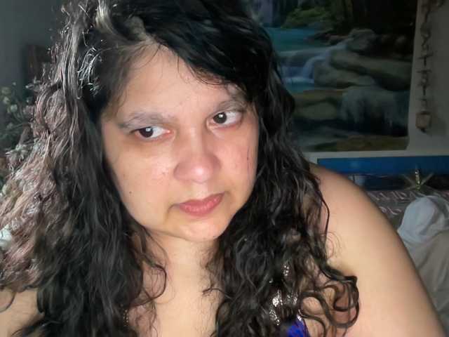 DUMBHOEMELANIE
