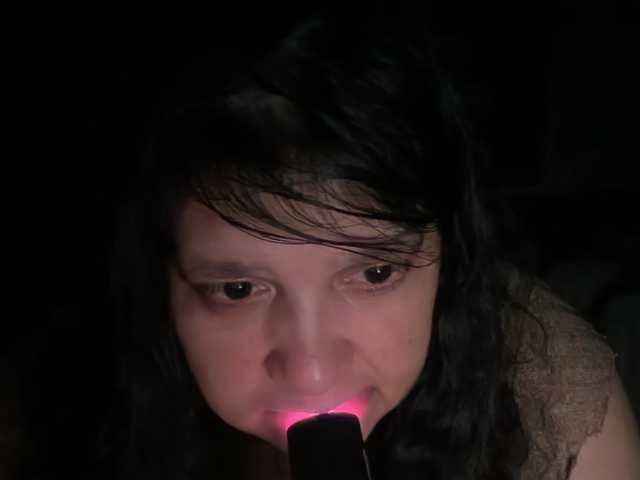DUMBHOEMELANIE