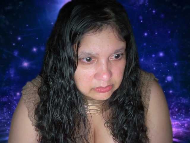 DUMBHOEMELANIE live cam on BongaCams