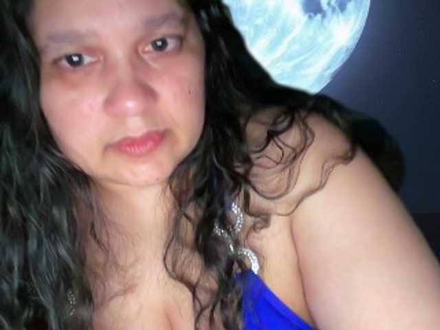 DUMBHOEMELANIE live cam on BongaCams