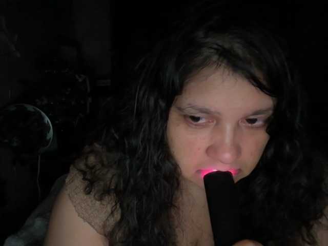 DUMBHOEMELANIE