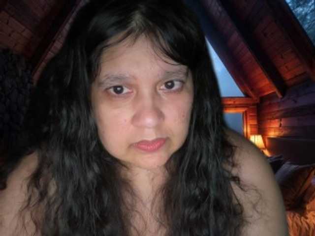 DUMBHOEMELANIE