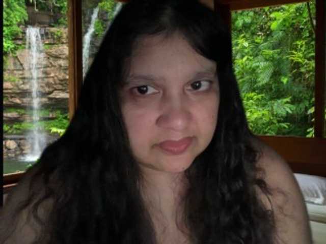 DUMBHOEMELANIE