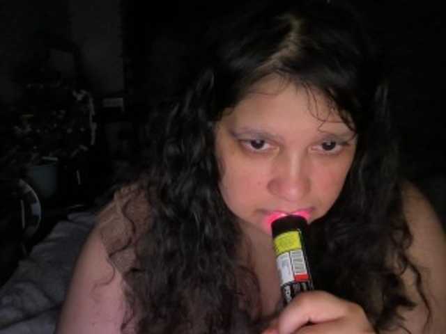 DUMBHOEMELANIE live cam on BongaCams