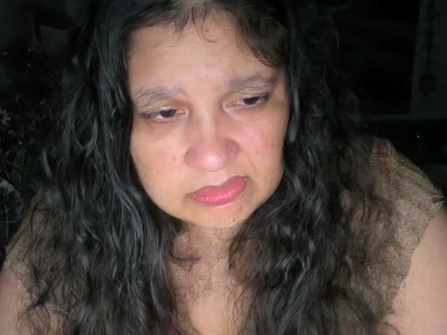 DUMBHOEMELANIE