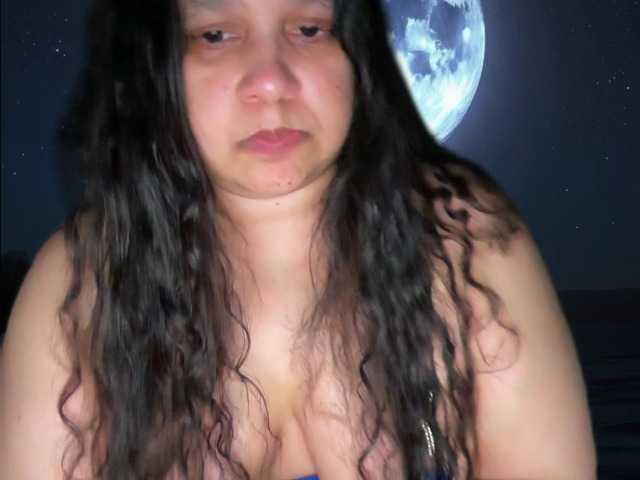 DUMBHOEMELANIE live cam on BongaCams