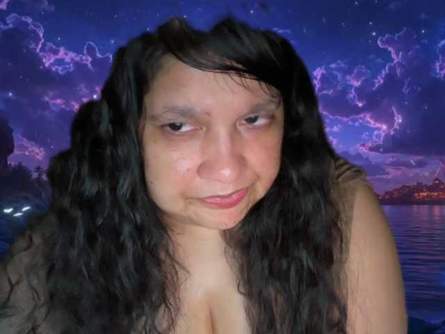 DUMBHOEMELANIE