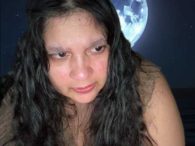 DUMBHOEMELANIE live cam on BongaCams
