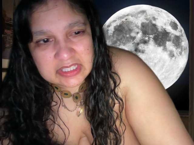 DUMBHOEMELANIE's BongaCams show and profile