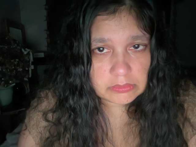 DUMBHOEMELANIE