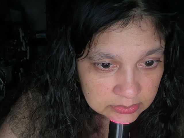 DUMBHOEMELANIE