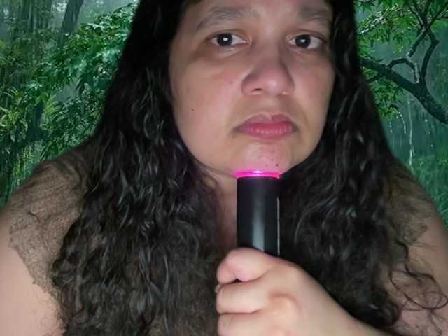 DUMBHOEMELANIE