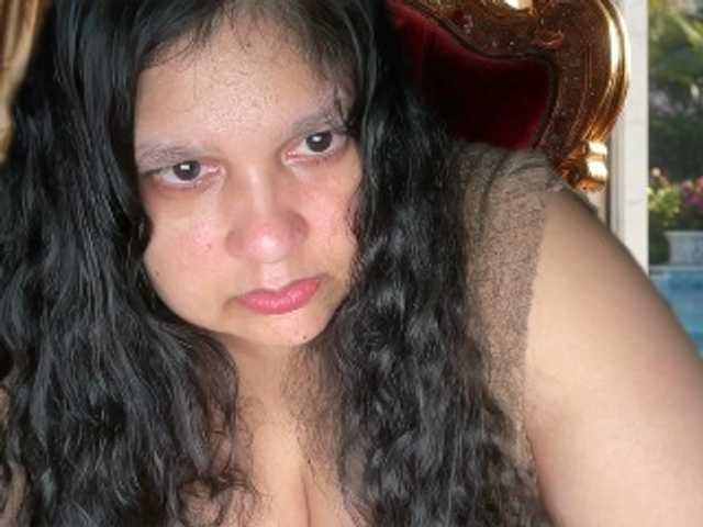 DUMBHOEMELANIE