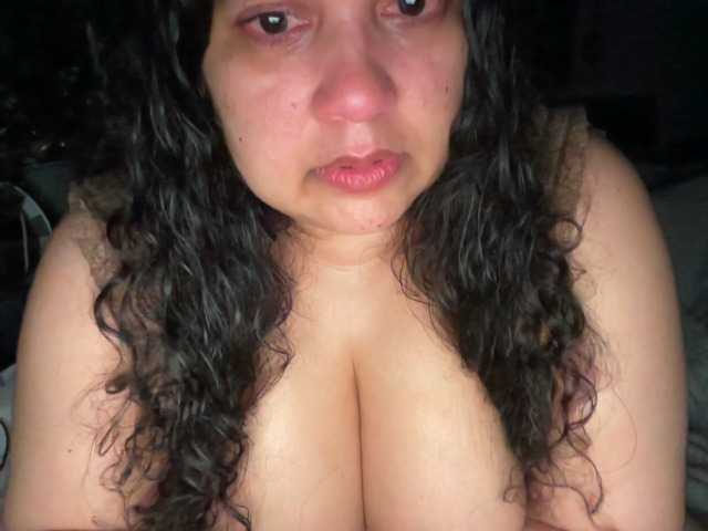 DUMBHOEMELANIE