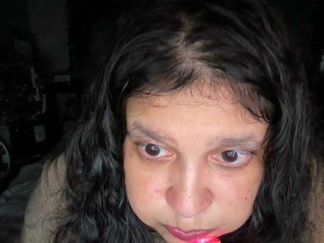 DUMBHOEMELANIE