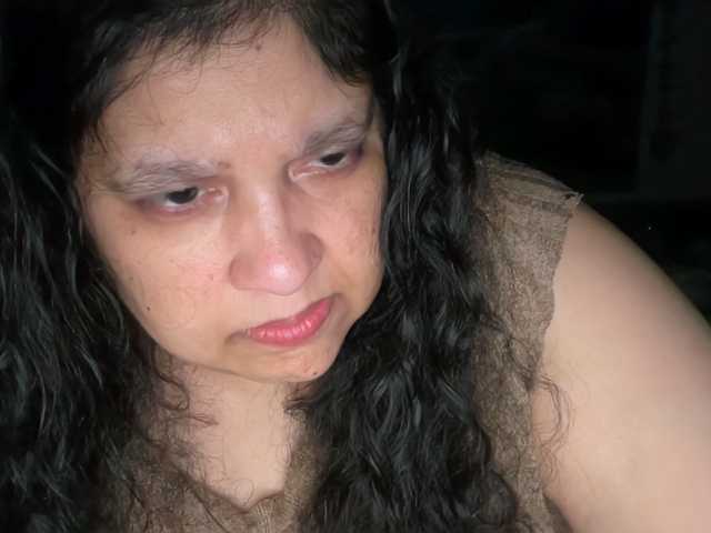 DUMBHOEMELANIE