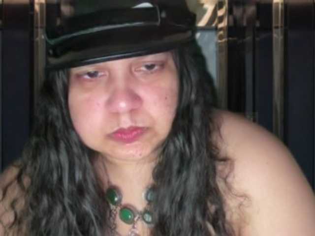 DUMBHOEMELANIE