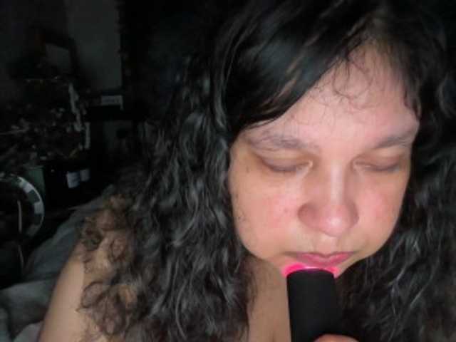 DUMBHOEMELANIE